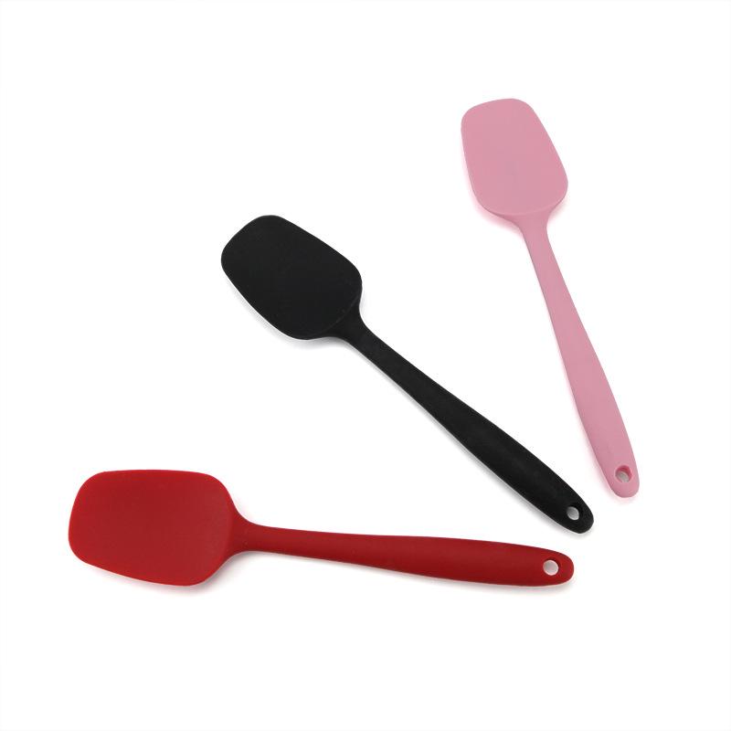 Silicone All-in-One Baking Tool Set: Butter Scraper, Cream Spatula, Large Scraper, Cake Scraper, T-Shaped Scraper.