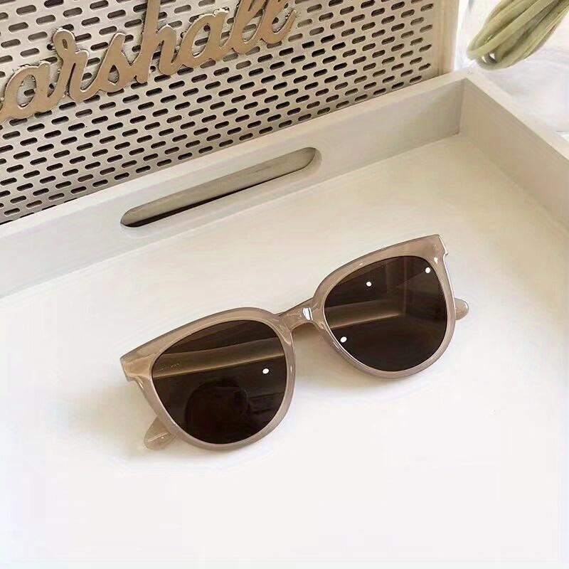 Men Korean Version Ins Versatile Eyewear Female Oversized Shades Vintage Jelly Color Large Frame Shades Protection Outdooer Driving Sunglasses