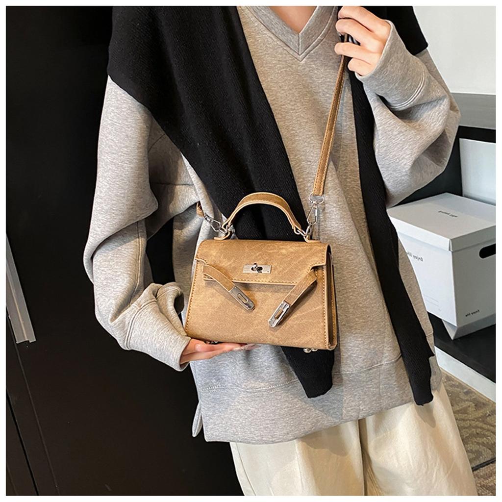 Retro Commuter Texture Lock Buckle Gentle Temperament Handbag Versatile Crossbody Lock Buckle Bag