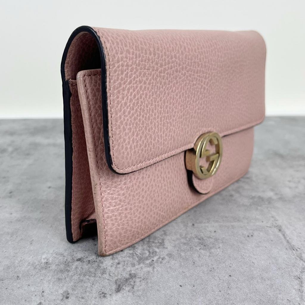 [Pre-Owned] Logo Double G Litchi Grain Woc Chain Leather Messenger Envelope Wallet Shoulder Crossbody Bag - Very Good #1FKGS4L