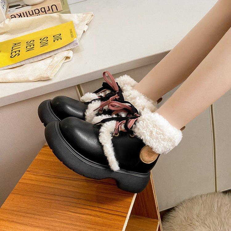 2025 new white Russian snow boots women's winter velvet thickened fur integrated Northeast cotton shoes