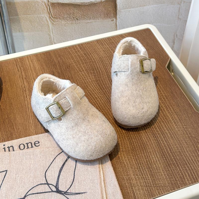 

2025 Women s Winter Suede Slippers: Warm, Fuzzy, Closed-Toe, Genuine Leather with Velvet Lining. Size 24 / 15.4 cm inner length бежевий