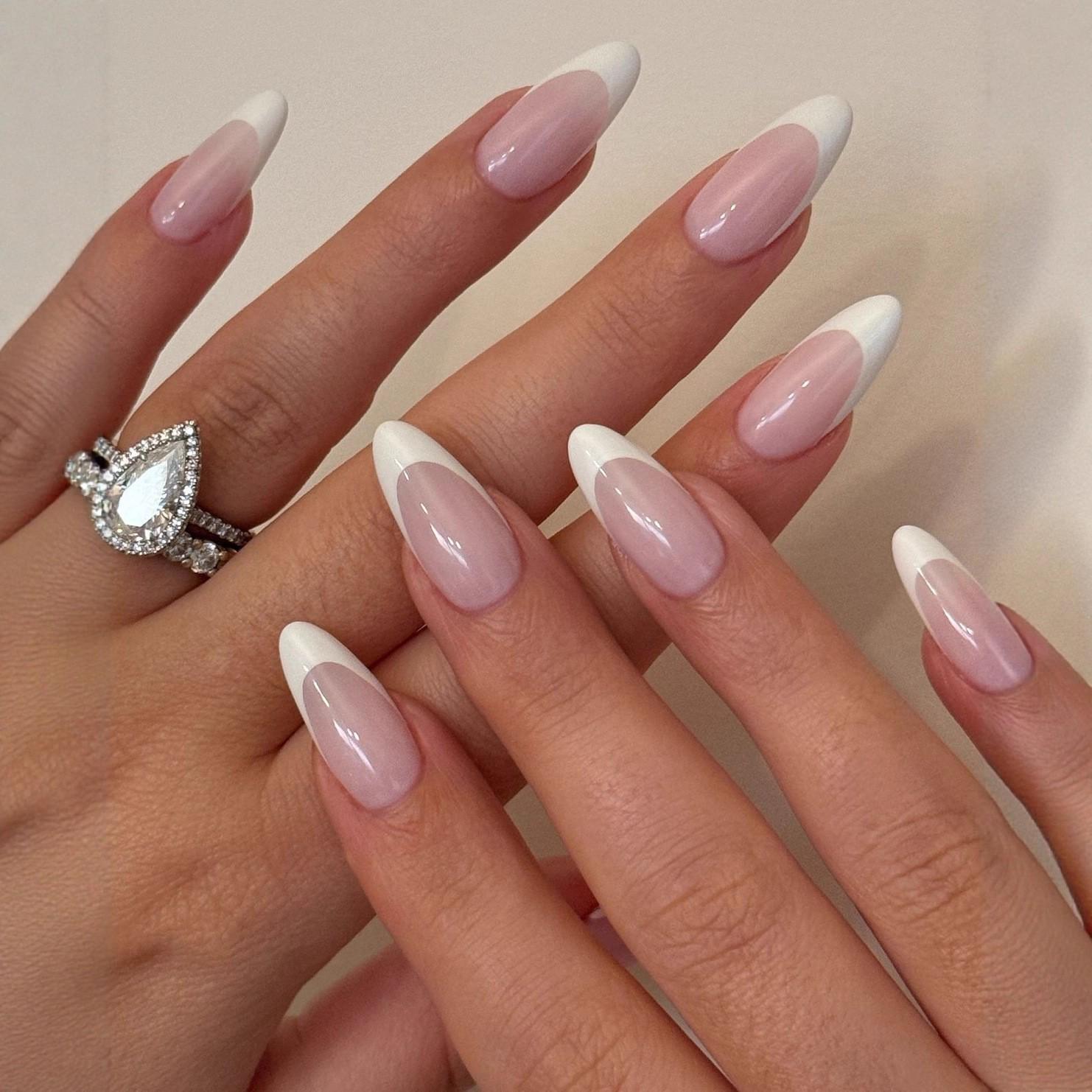 Removable White French Nail Tips: Easy Wearable Fake Nails