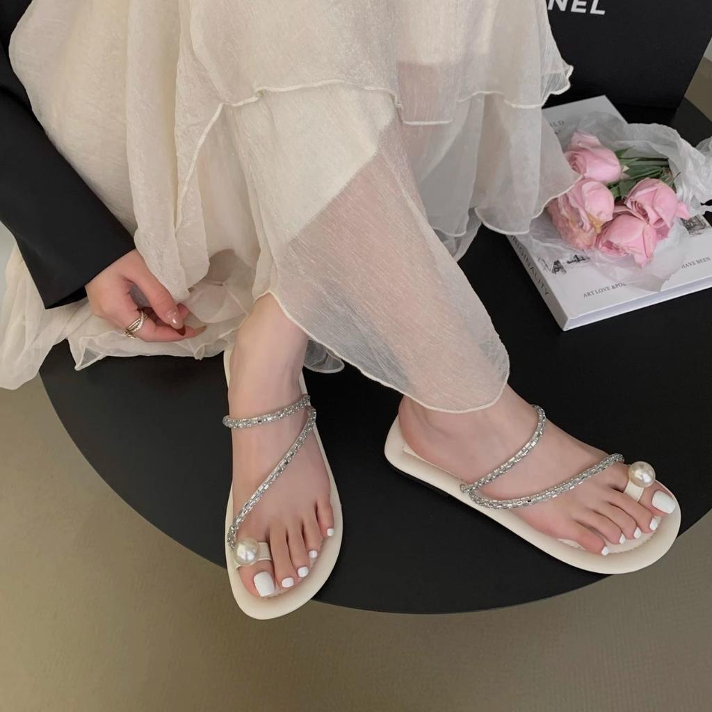 Flat-bottomed Set of Toe Small Cool Slippers Shoes New Summer Soft-soled with Skirt Rhinestone Sandals