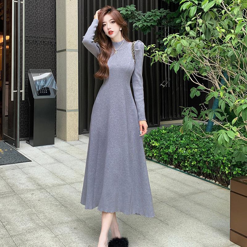 French Retro Knitted Dress Women's Age Reduction Autumn and Winter New Semi-turtleneck Medium and Long Knee-slim Sweater Skirt Tide