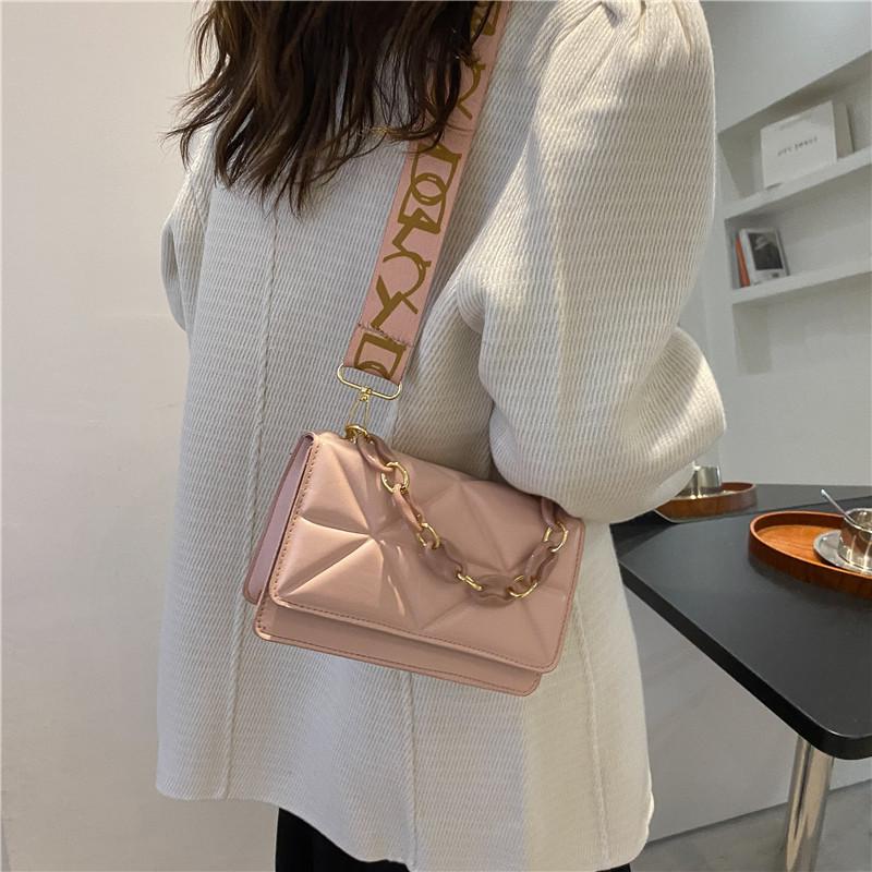 Casual bag women's autumn new trendy fashion Internet celebrity shoulder small square bag simple ins broadband messenger bag