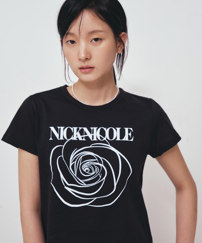 Nigaennikol Rose Signature Crop Top_Black White