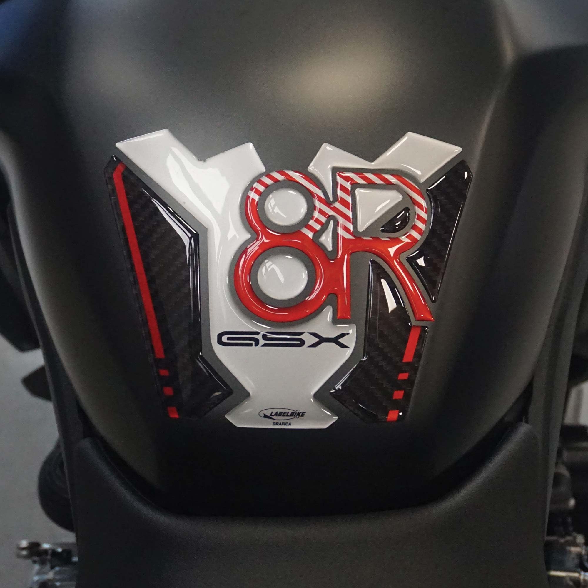labelbike 3D Наклейка на бак мотоцикла Защита и Декорация из Смолы совместимая с Suzuki - GSX-8R