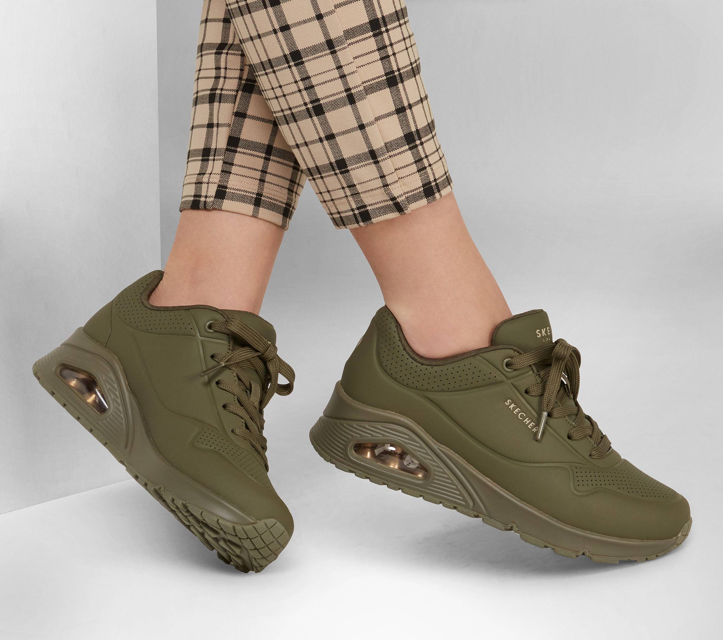 Sieviešu kedas Skechers Uno Stand On