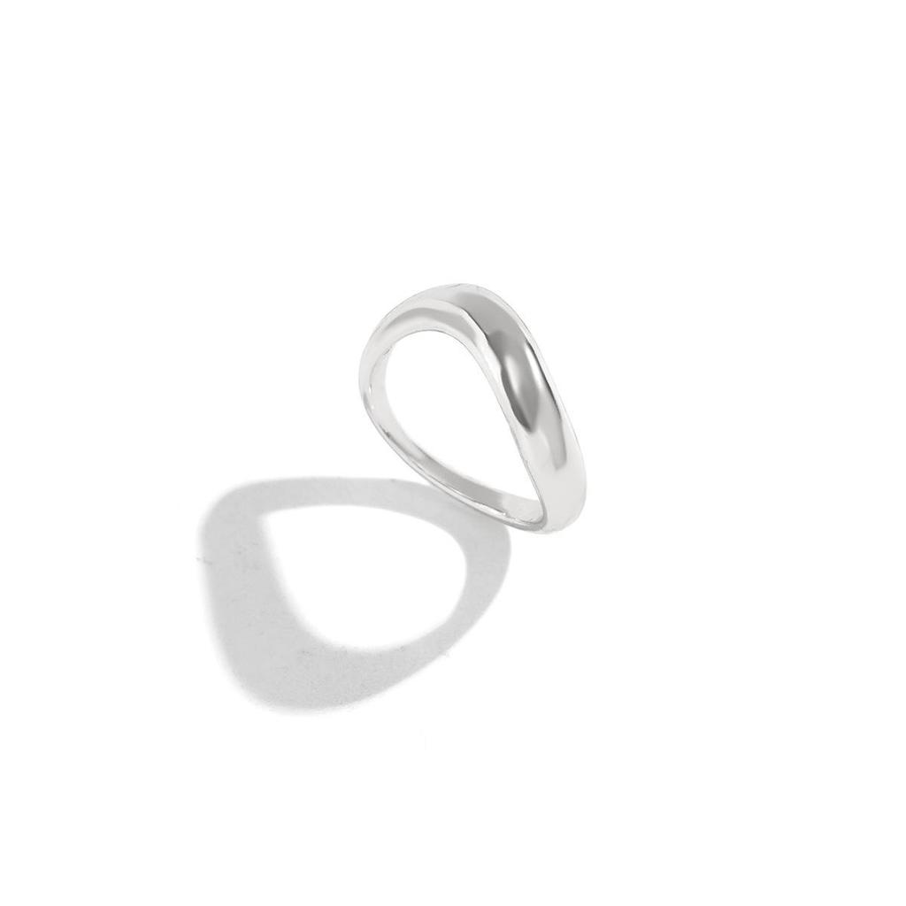 European and American Baroque Round Irregular Arc Women's Ring