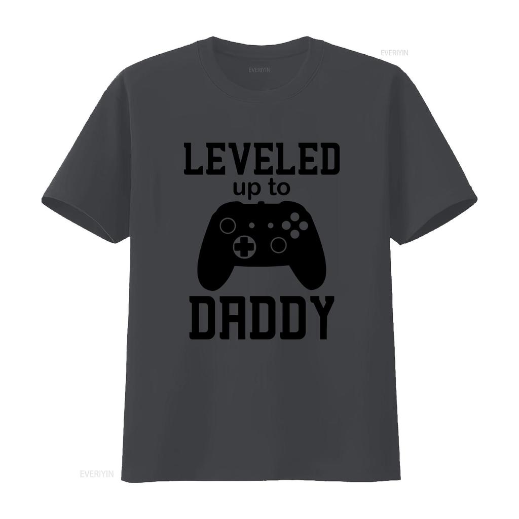 New Dad T Shirt Leveled Up to Daddy Gamer Controller Design for First Fathers Day vintage Washed graphic Soft
