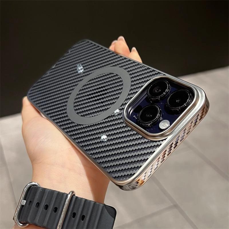 Electroplating Carbon Fiber Pattern Magnetic Suction Suitable for Apple 15 Mobile Phone Case Iphone14promax Transparent All Inclusive Protective Case