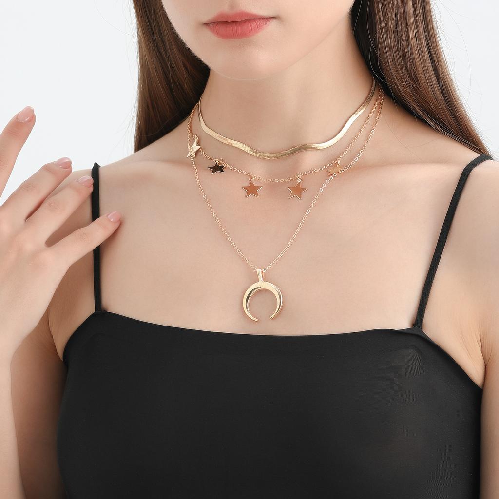 Europe, America, niche punk style, stars, crescent moon, fringed collarbone chain, versatile metal, sweet and cool necklace, women