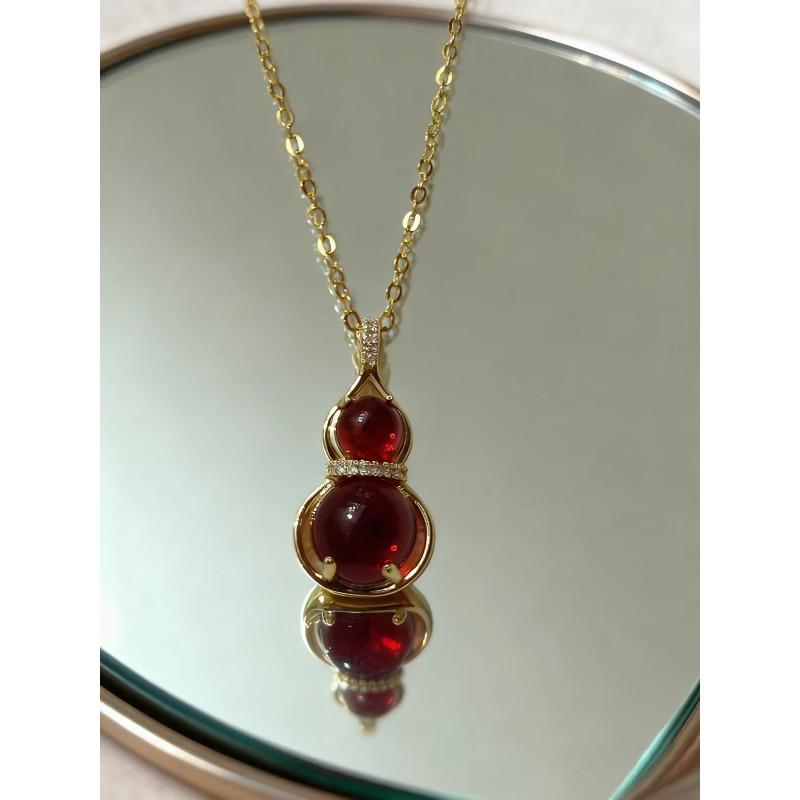 Colar de Pedra Vermelha em Forma de Cabaça Design Moderno Gargantilha Feminina de Luxo Leve Corrente para Clavícula Micro-Incustada