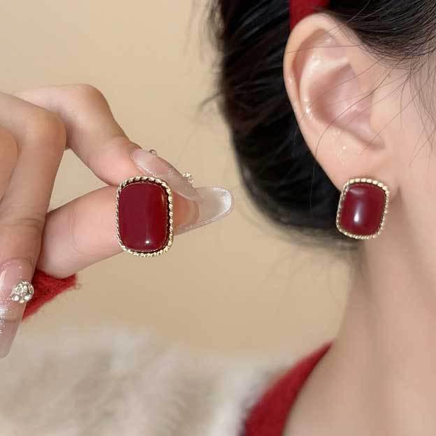 Koreanischer Stil Nicht-Piercing Ohrclip mit langem Quaste, Perlmutt Schmetterlings Design für Damen - High-End, Coole Mode.