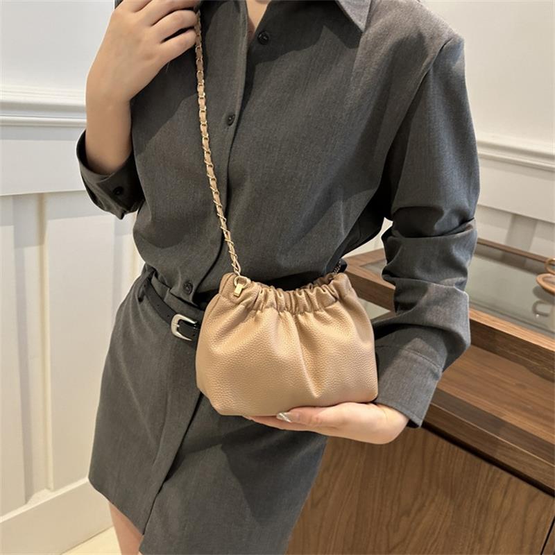 Women Chain Shoulder Bag Girly  Pu Crossbody Tote Bag Commuter Bucket Bag Casual Pleated Hobo Bag Satchel Sling Bag Gifts