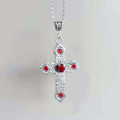 Exquisite Punk Inlay Red Rhinestones Silver Color Embossed Cross Pendant Necklace for Women Gothic Halloween Party Jewelry Gifts