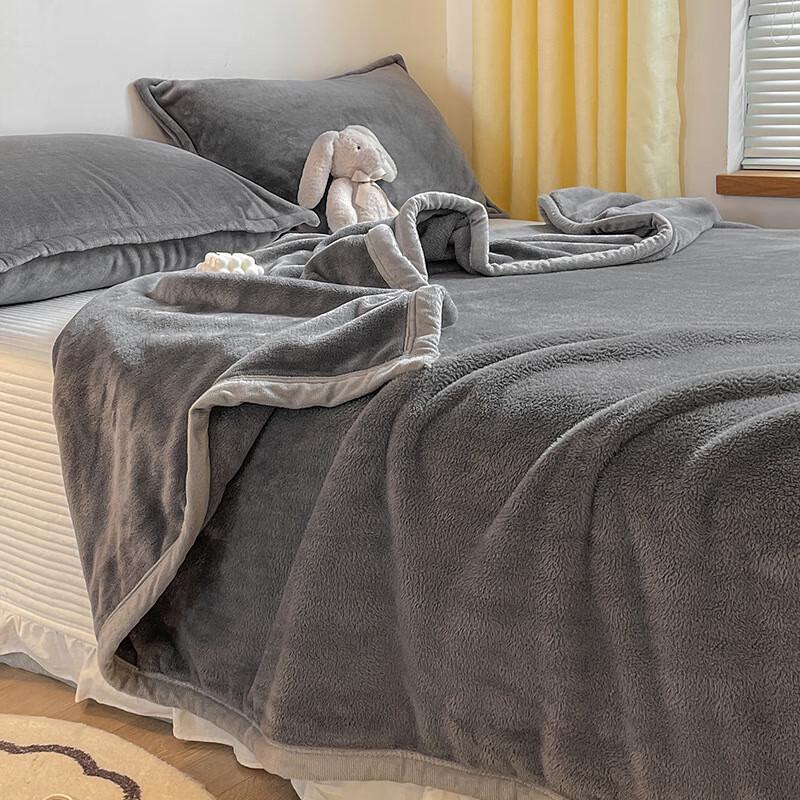 LISM Milk Fleece Throw Blanket