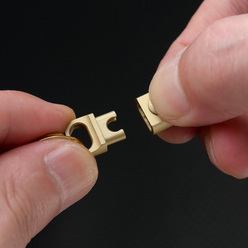 Brasss Quick Release Keyring Edc Connecting Buckle Double Headed Quick Pull Buckle 360 Rotating Buckle Mountaineering Buckle