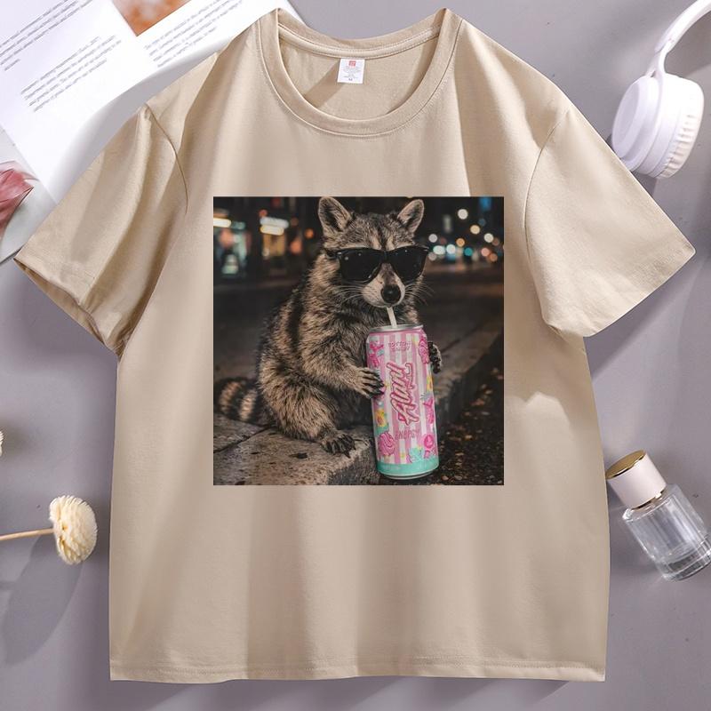 Raccoon Candy Drink Graphic Tee Fun Animal Lover T Shirt Vintage Raccoons Unisexs Short Sleeve Round Neck Pritned Tshirt