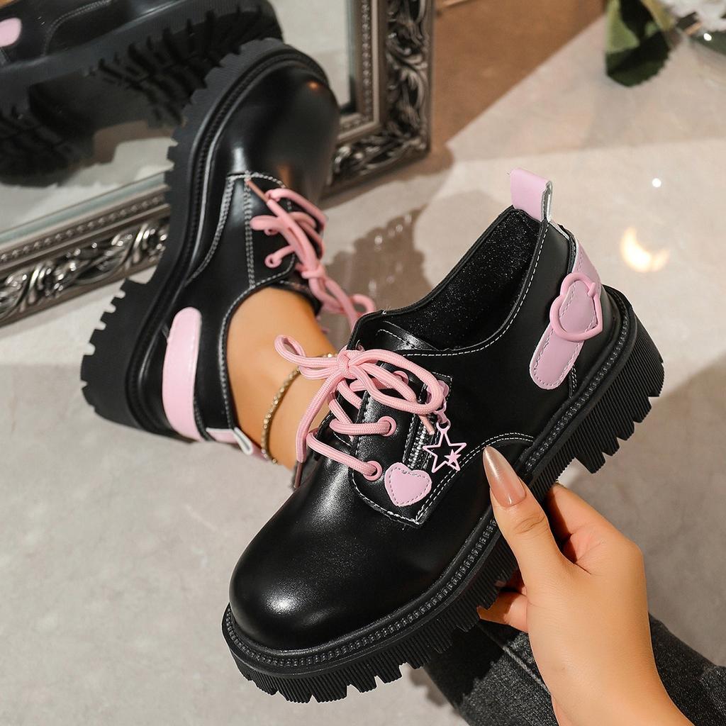 Fashion Japanese Style Heart Belt Buckle Pumps for Women Spring Autumn Leather Mixed Color Women Middle Heel Fashion Female Single Shoes