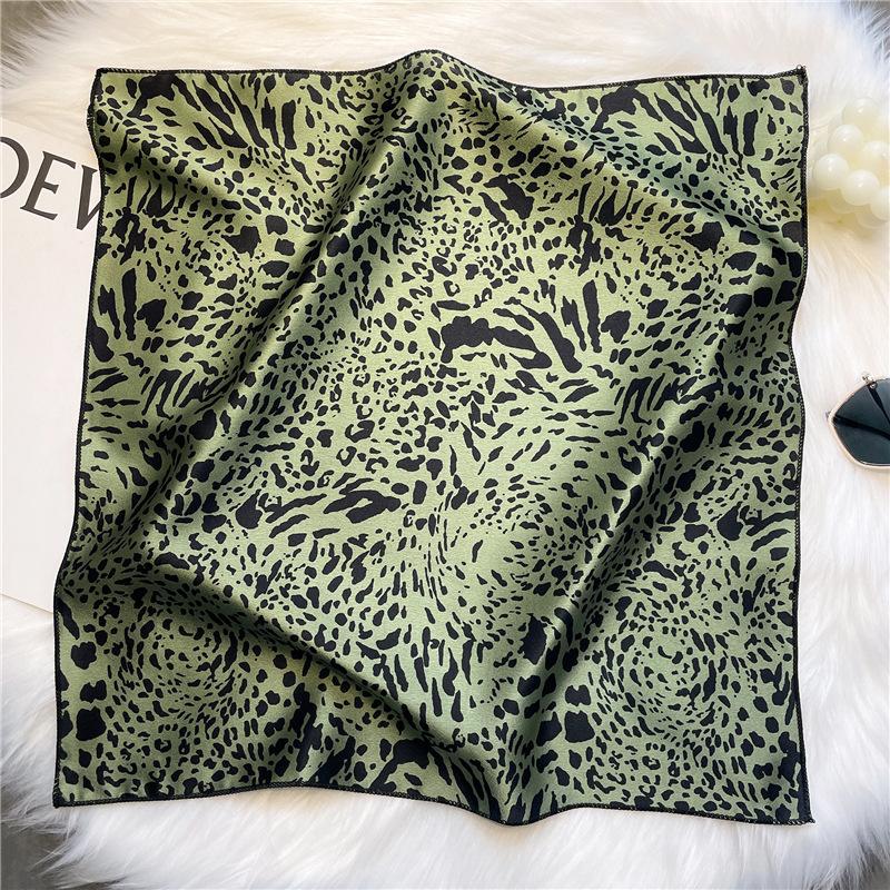 50*50Cm Leopard Print Casual Silk Feeling Neckerchief Hair Scarf For Women Multifunction Suqare Head Scarves Neck Decoration