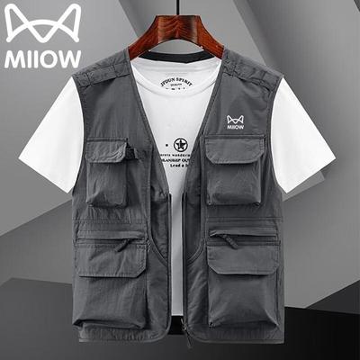 Obleky a saka – Vesty