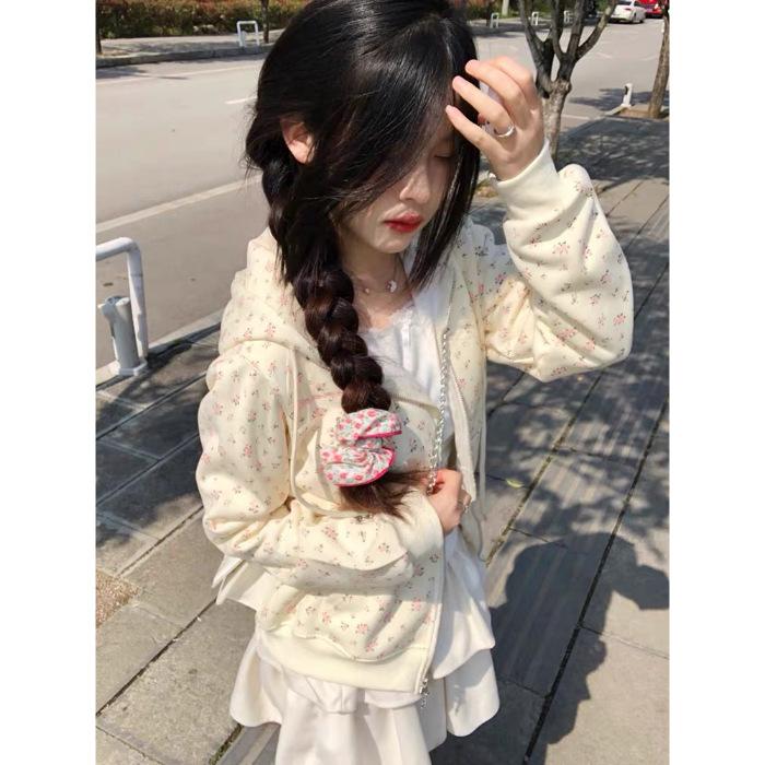

New small fresh floral hooded sweater women s lazy cardigan jacket top campus style loose and versatile senior M