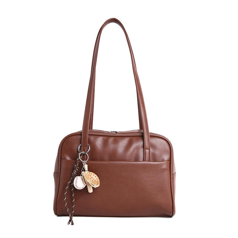 

Ретро нишевая сумка большой вместимости женская осенняя новая простая бейсбольная сумка под мышкой универсальная сумка-тоут с подвеской светло-коричневого