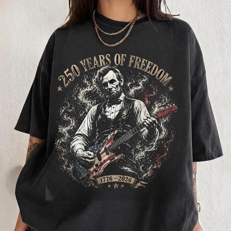Abraham Lincoln Playing Electric Guitar Shirt 250 Years of Freedom AN70696 XXXL