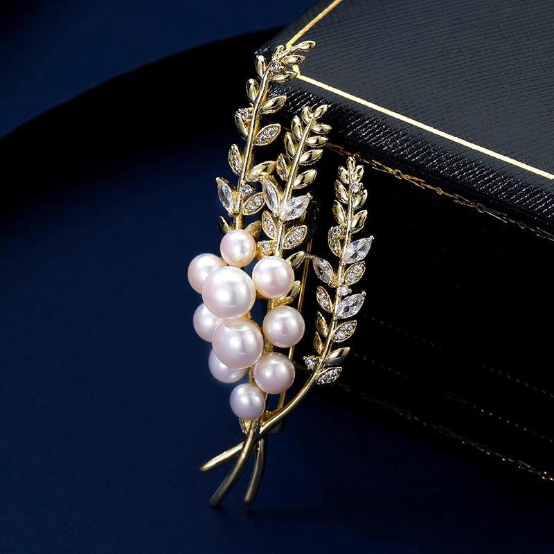 Wheat Ear Brooch, High-end Women's Luxurious and Elegant Pearl Brooch, Light Luxury and Niche Design Sense Brooch