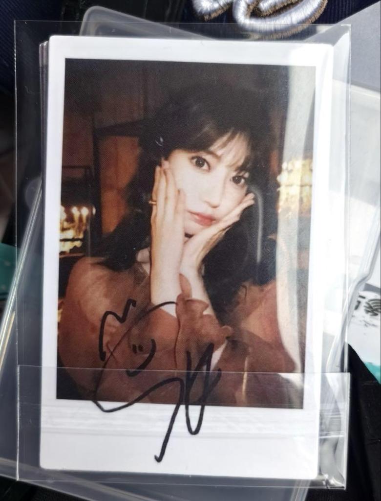 [USED] Lu Seraphim Sakura HOT Counting Star Shanghai Winner Limited Trading Card