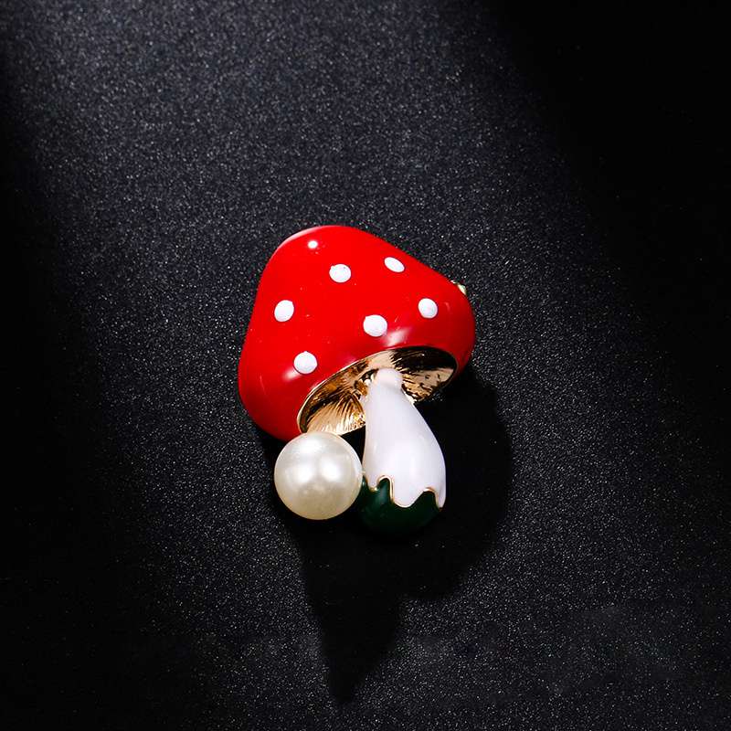 

Мультфільм милий індивідуальний смішний лацкан шпилька гриб емаль шпильки ювелірні вироби подарунок значок рослини брошки брошка 2.5*3cm