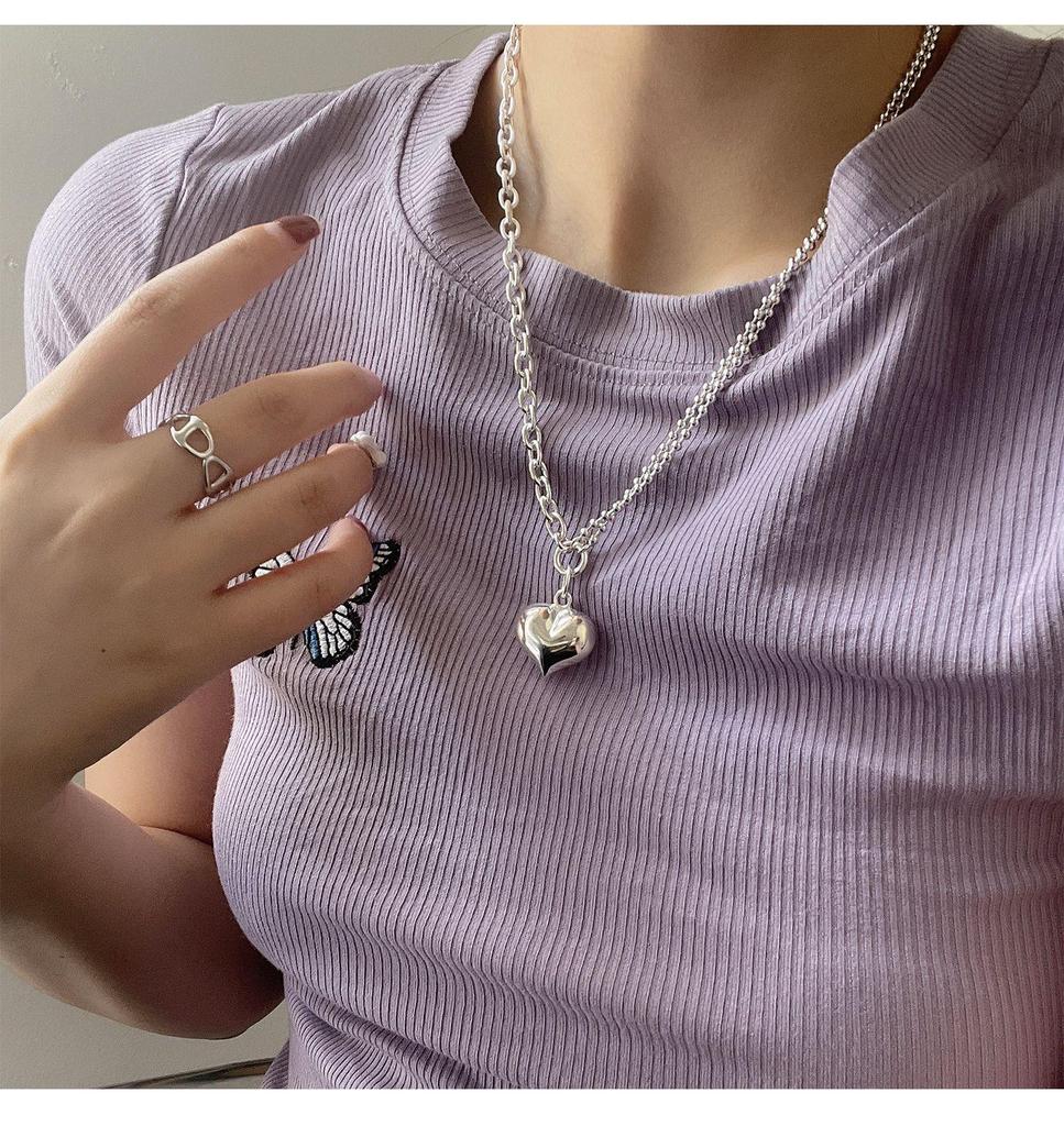 Korean Inspired Sweetheart Double Layer Necklace - Retro Peach Heart Clavicle and Creative Sweater Chain for Women