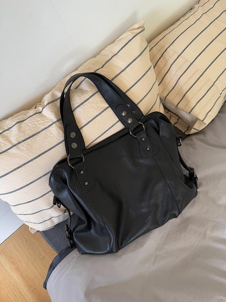 

Универсальная сумка-кроссбоди для поездок на работу и повседневная сумка-тоут на одно плечо чёрный