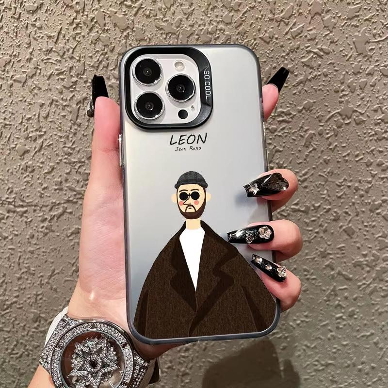 

Killer Leon Famous Movie Laser Phone Case For iPhone 17 Pro Max 16 15 Pro 14 13 Mini 12 11 XR XS 17Air Plus Hard Matte Cover iPhone XS Max чорний