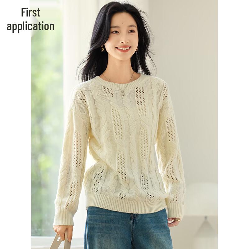Women's Round Neck Cable Knit Wool Blend Sweater