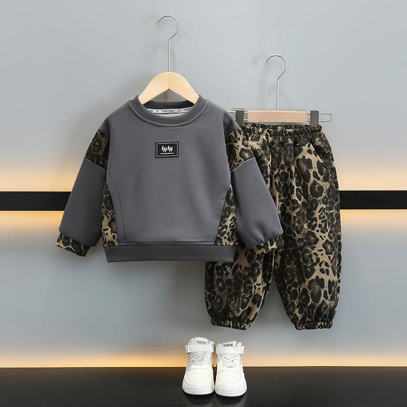 Stylisches Frühjahrs-Herbst-Sportset für Jungen aus weichem Baumwollstoff für Alter 3 bis 8 Jahre