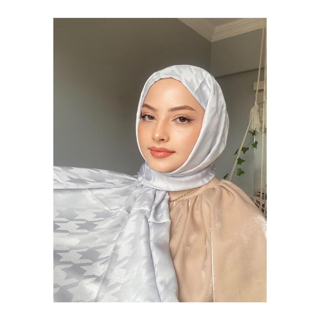 Houndsfoot Patterned Silky Jacquard Shawl