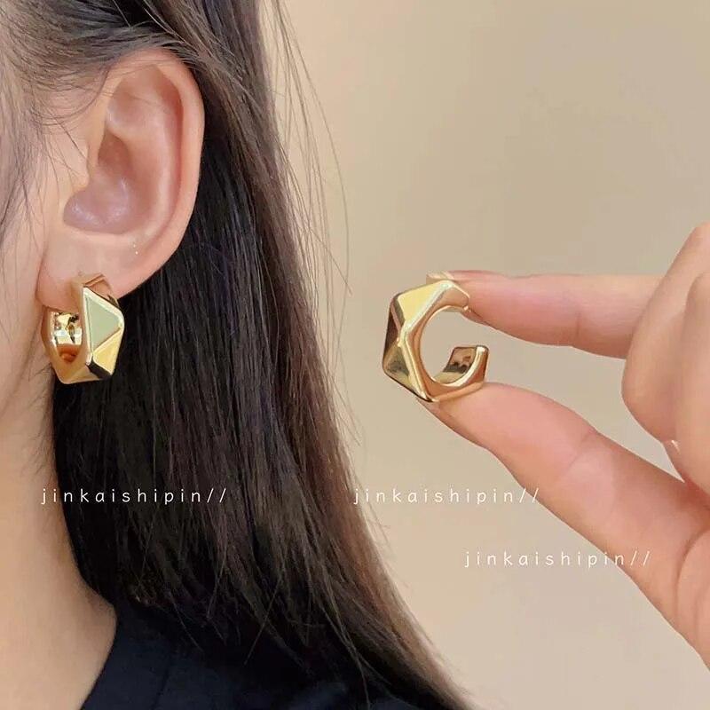 

Новые геометрические металлические серьги C-образной формы с необычными модными универсальными серьгами для женщин