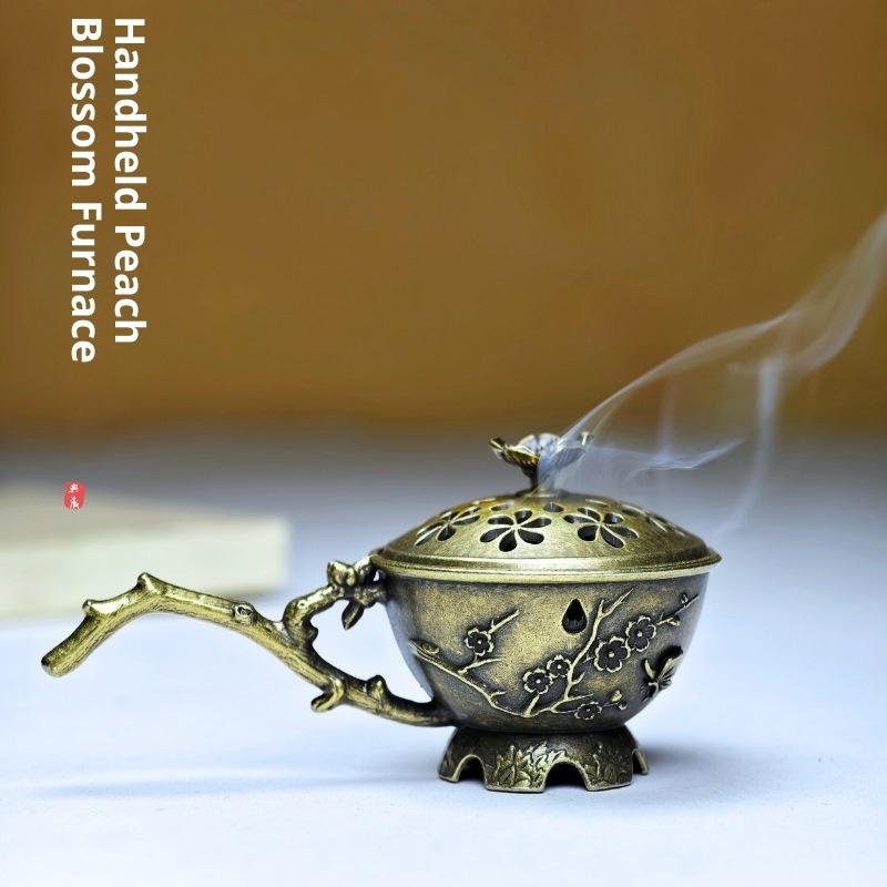 Handgehaltener Pflaumenblüten-Räucherstäbchenhalter Vintage Zinklegierung Hohlgeschnitzt Räucherstäbchenhalter Mit Deckel Aromatherapie-Dekoration