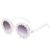 Lunettes de soleil pour enfants mignonnes tendance forme de fleur petite marguerite décontractées polyvalentes vacances à la mer lunettes de soleil pour bébé
