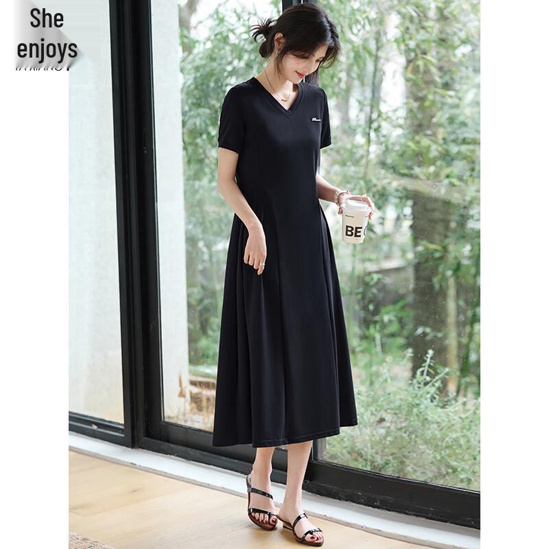 French Style V-Neck Pleated Short-Sleeve Black Midi Dress