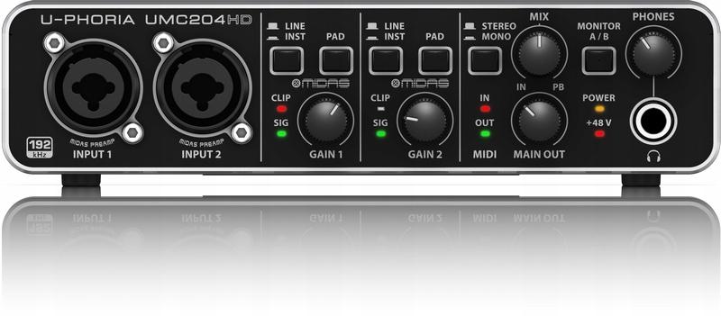 Behringer UMC204HD