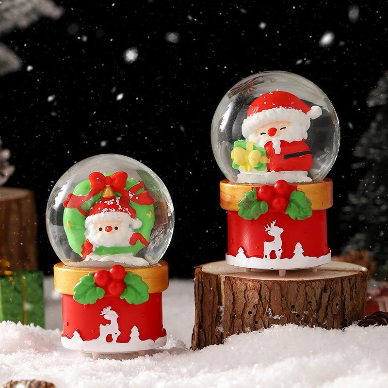The new Christmas luminous crystal ball will send students and teachers creative gifts for Christmas, desktop decorations and ornaments.