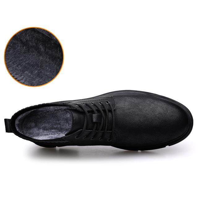Новые мужские зимние ботинки, повседневная обувь из натуральной кожи, мужские роскошные дизайнерские плюшевые водонепроницаемые зимние ботинки высокого качества для мужчин 45 темно серый