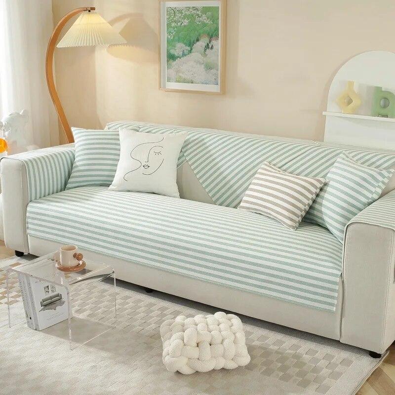Kurzer Plüsch-Sofabezug, gestreiftes rutschfestes Sofakissen, verdicktes Wohnzimmer-Sofakissen, einfaches Sofa, Rückenlehne und Armlehnen, weich