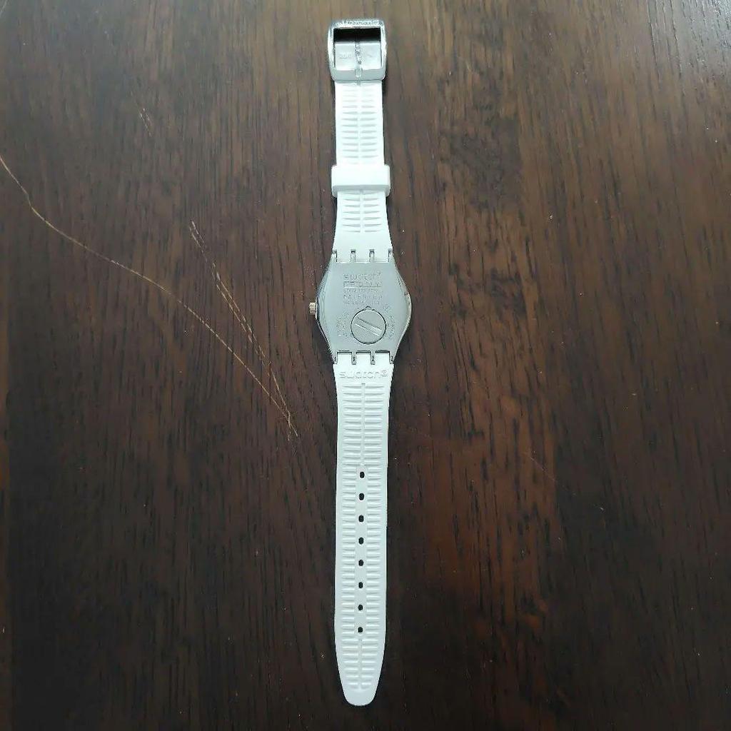 Б/у [Новый/Снят с производства в Японии] Swatch YLS199 Irony Rare