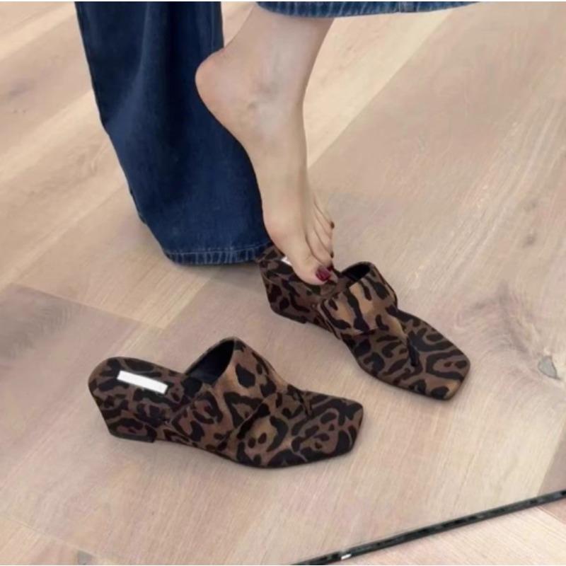 Fashion Spring Summer New Style Fashion Mid Heel Sandals Women's Flip Flops Comfortable Slimming High Heels Slip-On Shoes Korean Style