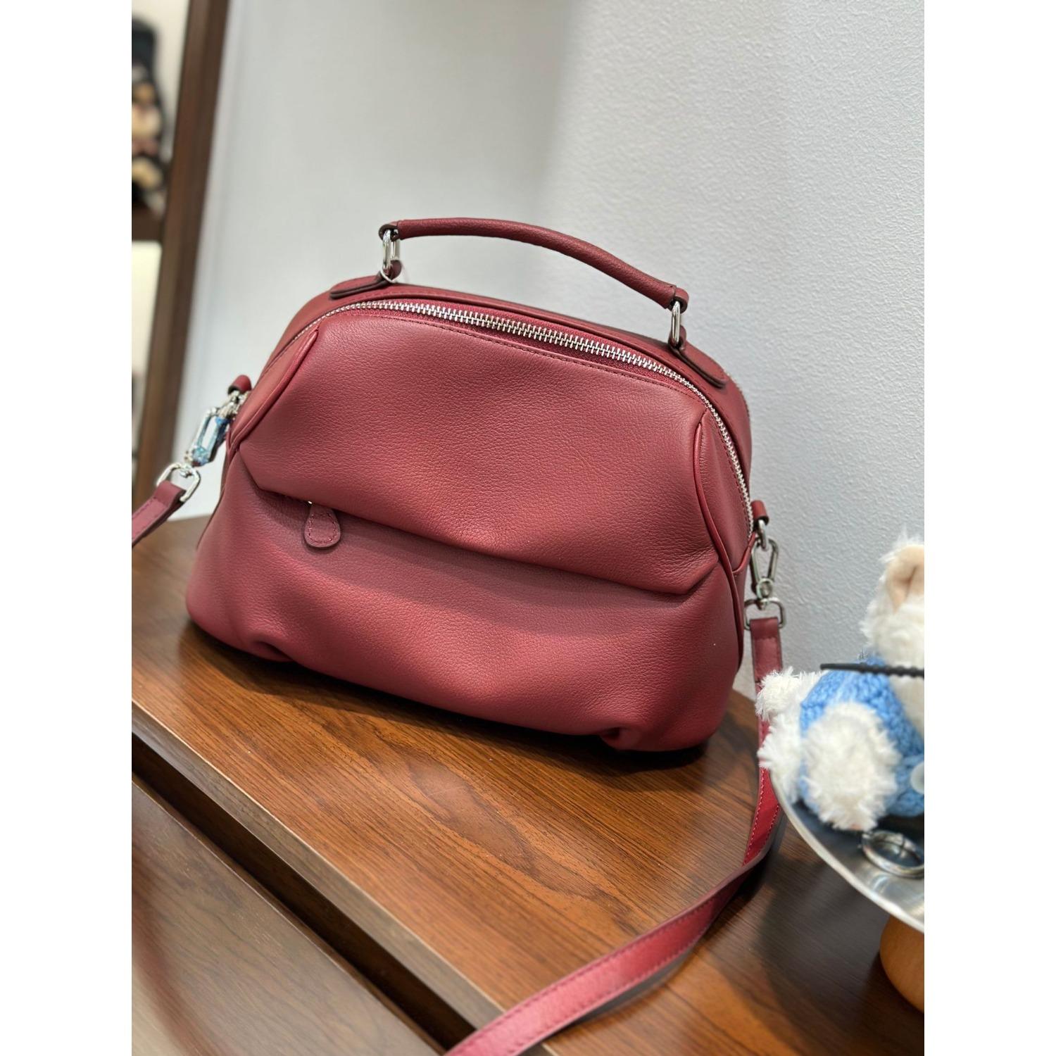 

Воловья кожа, Многоцветная сумка, Модная на плечо, Практичная сумка-ракушка из мягкой кожи того же цвета красный